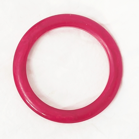 Vintage Red Bakelite Bangle Bracelets- Coming soon! - Picture 4 of 7
